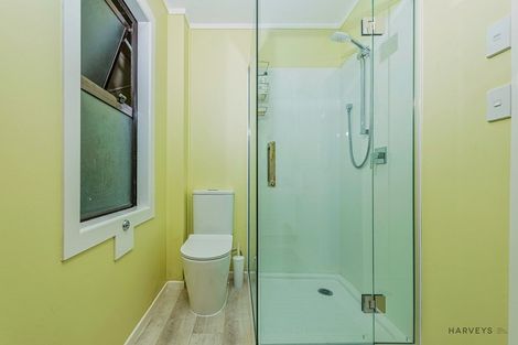 Photo of property in 282 Shaw Road, Titirangi, Auckland, 0604