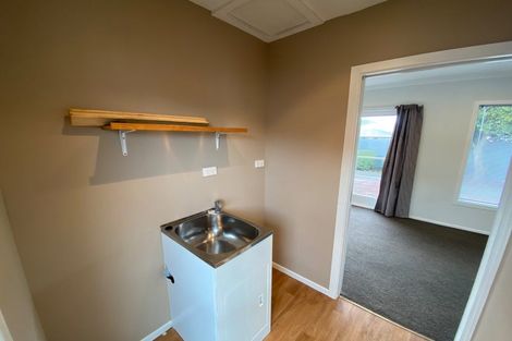 Photo of property in 69 Liverton Crescent, Bishopdale, Christchurch, 8053