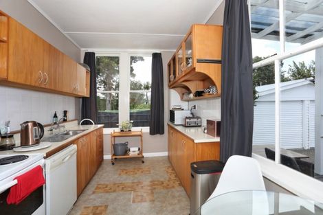 Photo of property in 21 Bond Street, Marton, 4710