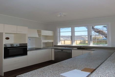 Photo of property in 76 Aorangi Road, Bryndwr, Christchurch, 8053