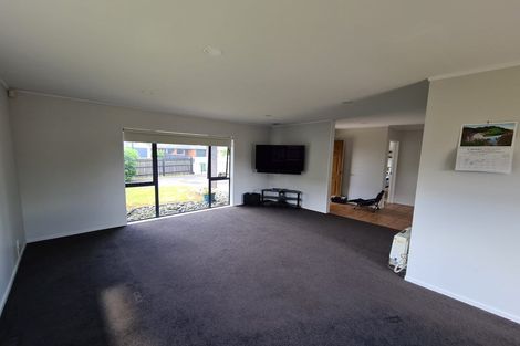 Photo of property in 15 Mangakoea Place, St Andrews, Hamilton, 3200