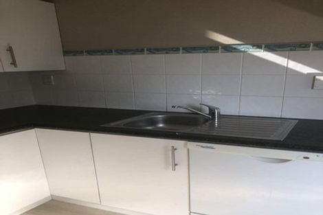 Photo of property in 2/99 Ireland Road, Mount Wellington, Auckland, 1060