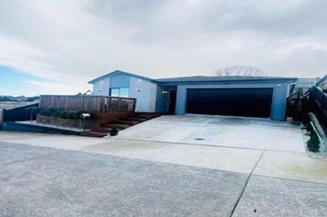 Photo of property in 41 Farranfore Road, Opaheke, Papakura, 2113