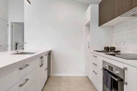 Photo of property in 1 Blenheim Place, Judea, 3110