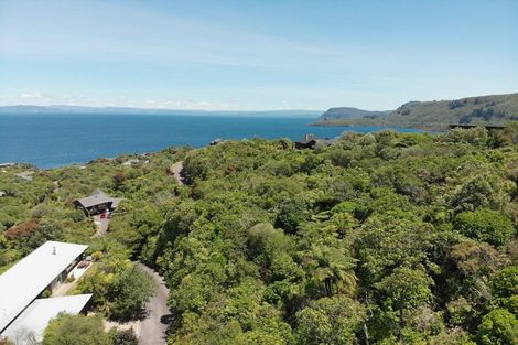 Photo of property in 45 Whakamoenga Point, Acacia Bay, Taupo, 3385