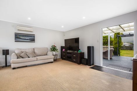 Photo of property in 60 Westminster Road, Wainuiomata, Lower Hutt, 5014