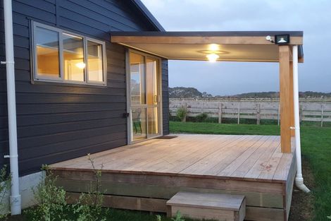 Photo of property in 113 Muhunoa Road West, Ohau, Levin, 5570