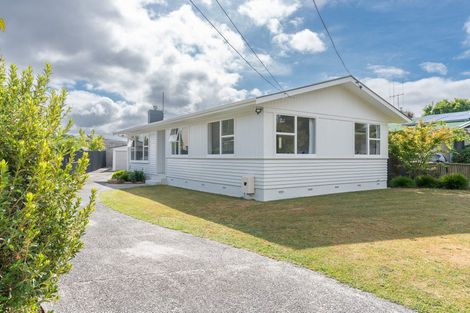 Photo of property in 24 Fairview Street, Fairview Downs, Hamilton, 3214