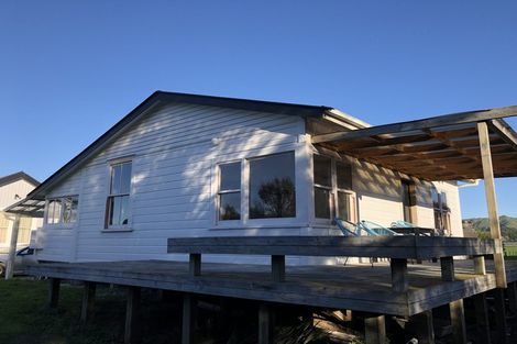 Photo of property in 22a Rangiuia Road, Tolaga Bay, 4077