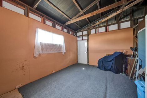 Photo of property in 5 Meredith Street, Patea, 4520