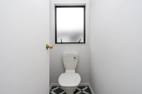 Photo of property in 13b Universal Drive, Henderson, Auckland, 0610