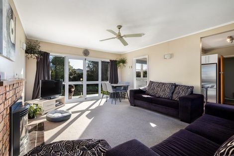 Photo of property in 105 Shakespeare Street, Leamington, Cambridge, 3432