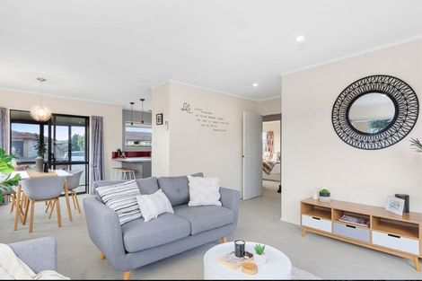 Photo of property in 76a Gloucester Road, Mount Maunganui, 3116