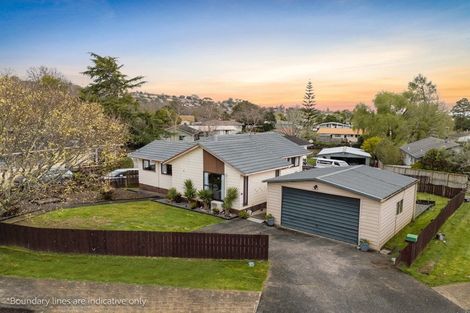 Photo of property in 10 Cadiz Place, Red Hill, Papakura, 2110