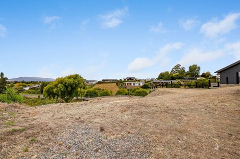 Photo of property in 8 Lake View Place, Fairhall, 7272