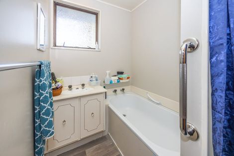 Photo of property in 21 Derby Street, Nawton, Hamilton, 3200