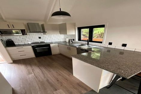 Photo of property in 1/24 Halder Place, Torbay, Auckland, 0632