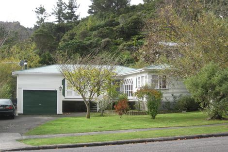 Photo of property in 71 Tawhai Street, Stokes Valley, Lower Hutt, 5019