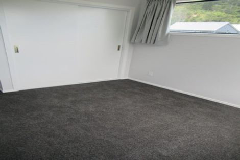 Photo of property in 28 Dahl Drive, Wallaceville, Upper Hutt, 5018