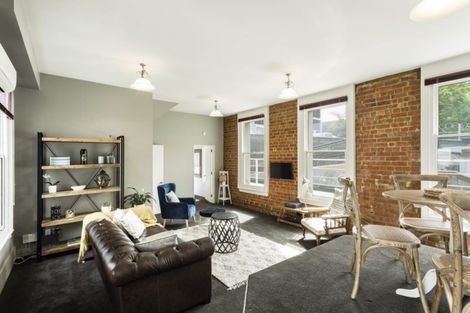 Photo of property in 10/33 Dowling Street, Dunedin Central, Dunedin, 9016