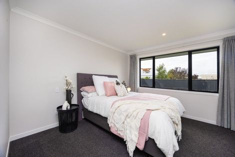 Photo of property in 9a Monckton Street, Feilding, 4702