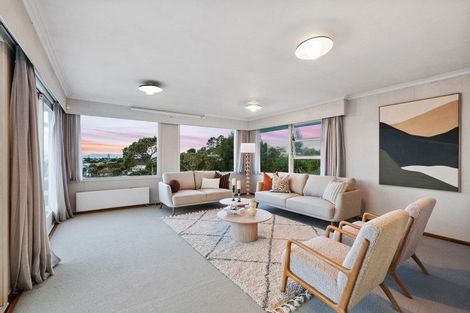 Photo of property in 1 Elizabeth Place, Mairangi Bay, Auckland, 0630