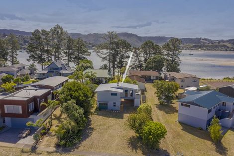 Photo of property in 8 Dunlop Drive, Pauanui, Hikuai, 3579