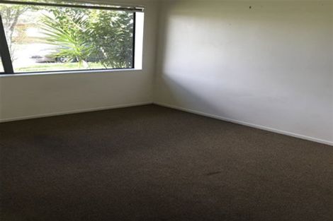 Photo of property in 26 Carlas Way, Ranui, Auckland, 0612