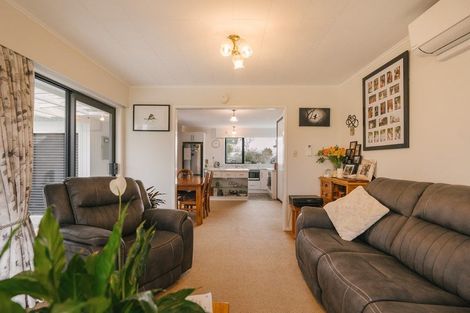 Photo of property in 14 Pollen Street, Woodville, 4920