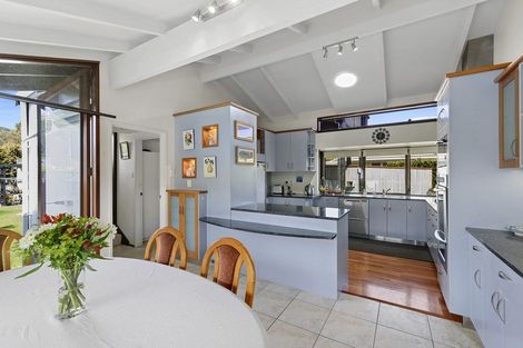 Photo of property in 30 Rata Street, Waikanae, 5036