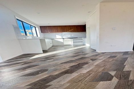 Photo of property in 408 Roscommon Road, Clendon Park, Auckland, 2103