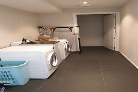 Photo of property in St Andrews Park, 42b Highview Terrace, Queenstown, 9300