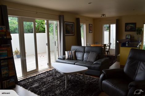 Photo of property in 2/240 Kilmore Street, Christchurch Central, Christchurch, 8011