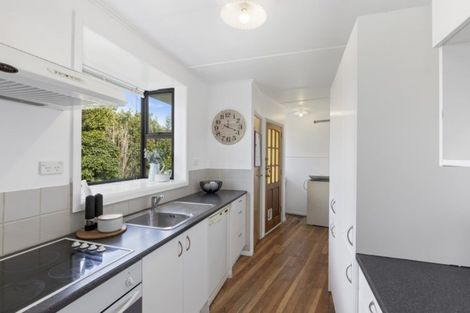 Photo of property in 3 Gribble Grove, Stokes Valley, Lower Hutt, 5019