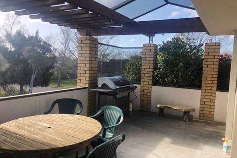 Photo of property in 21 Waitawa Place, Lynmore, Rotorua, 3010