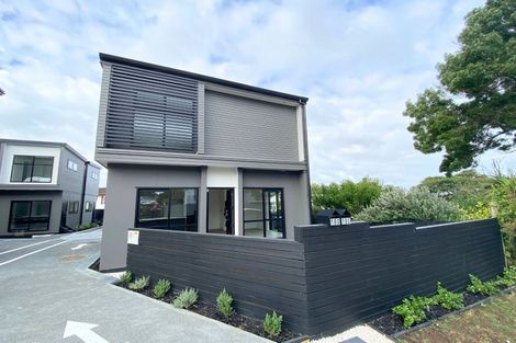 Photo of property in 10e Edgar Pearce Place, Howick, Auckland, 2014