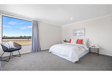 Photo of property in 28 Manakura Street, Avonhead, Christchurch, 8042