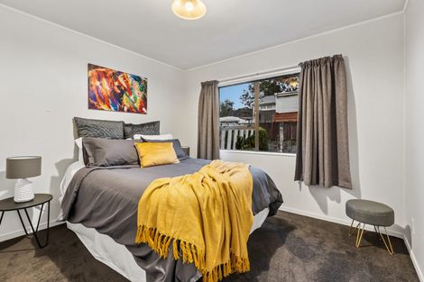 Photo of property in 2/31 Bowater Place, Manurewa, Auckland, 2102