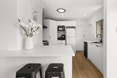 Photo of property in 35 Flanders Avenue, Onekawa, Napier, 4110