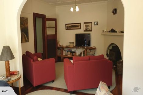 Photo of property in 18 Newgate Street, Picton, 7220