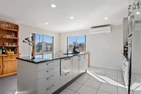 Photo of property in 4 Kitakita Grove, Motueka, 7120