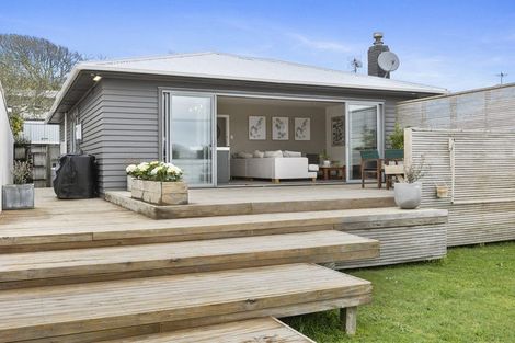 Photo of property in 77 Pohutukawa Place, Bell Block, New Plymouth, 4312