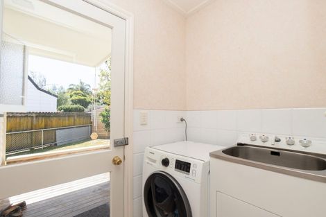 Photo of property in 11 Darlington Street, Ngatea, 3503