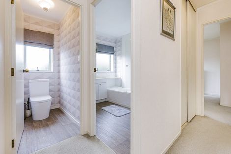 Photo of property in 15 Sheriff Place, Randwick Park, Auckland, 2105