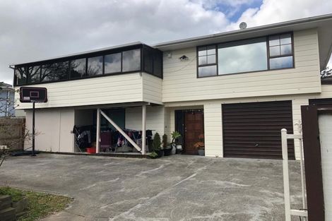 Photo of property in 52 Everglade Drive, Goodwood Heights, Auckland, 2105