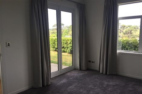 Photo of property in 2 York Terrace, Riverhead, 0820