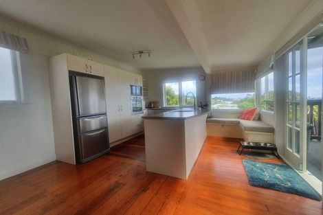 Photo of property in 189 Titirangi Road, Titirangi, Auckland, 0604