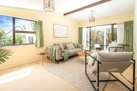 Photo of property in 56 Hazlewood Avenue, Karori, Wellington, 6012