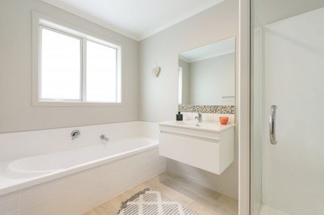 Photo of property in 3 Ibis Way, Welcome Bay, Tauranga, 3112