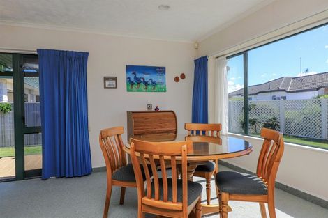 Photo of property in 8 Ebury Mews, Taradale, Napier, 4112